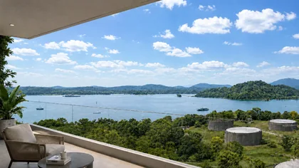 Terraza con vista a la bahía